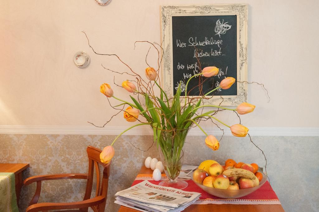 Garni Hotel Drei Lilien Wiesbaden Dış mekan fotoğraf