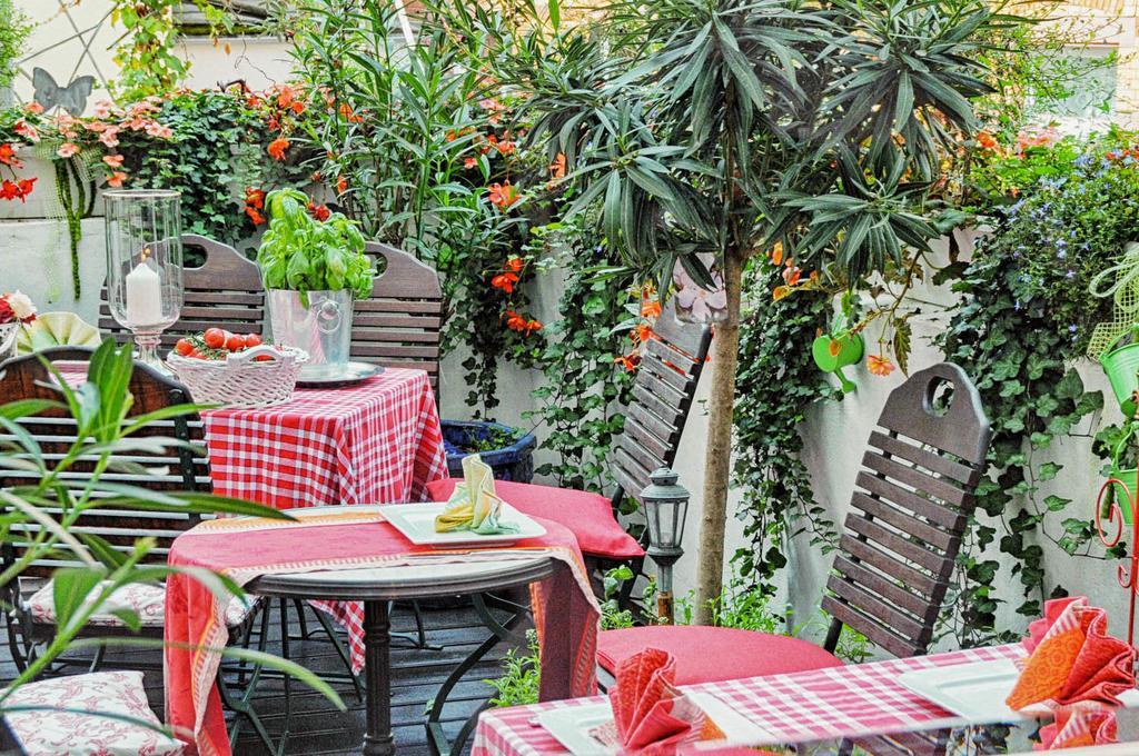 Garni Hotel Drei Lilien Wiesbaden Dış mekan fotoğraf