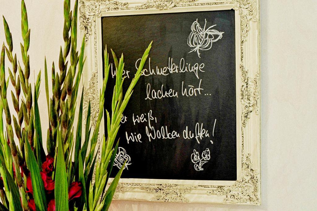 Garni Hotel Drei Lilien Wiesbaden Dış mekan fotoğraf